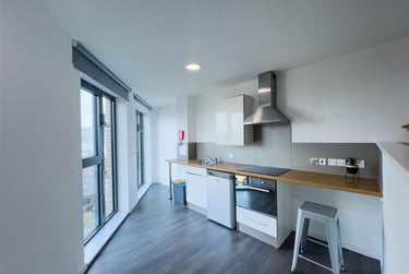 1 bed studio, North Hanover Street, Glasgow, G40PY - Image 3